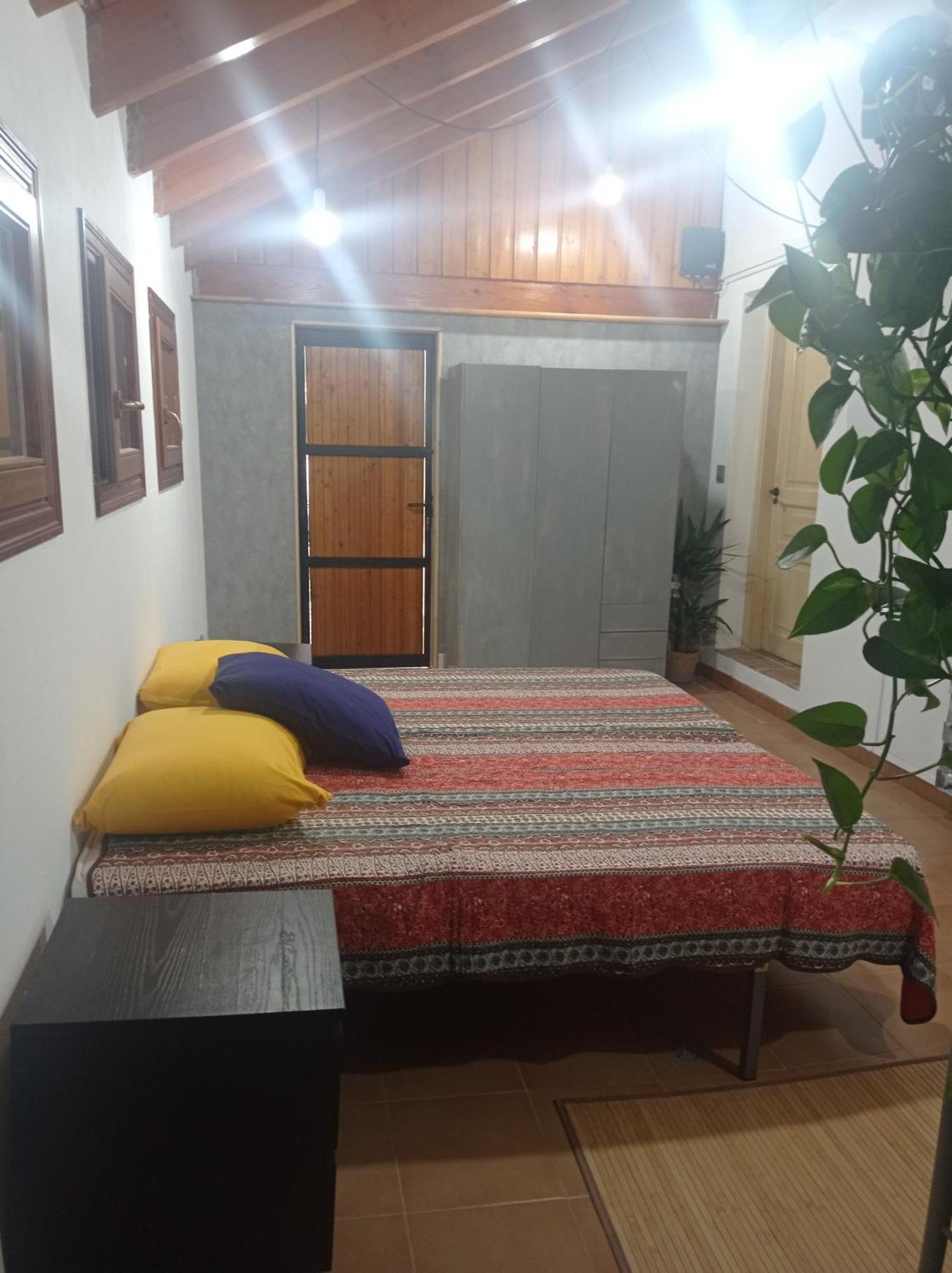 La Casa Malvarrosa Ampuero Habitación foto