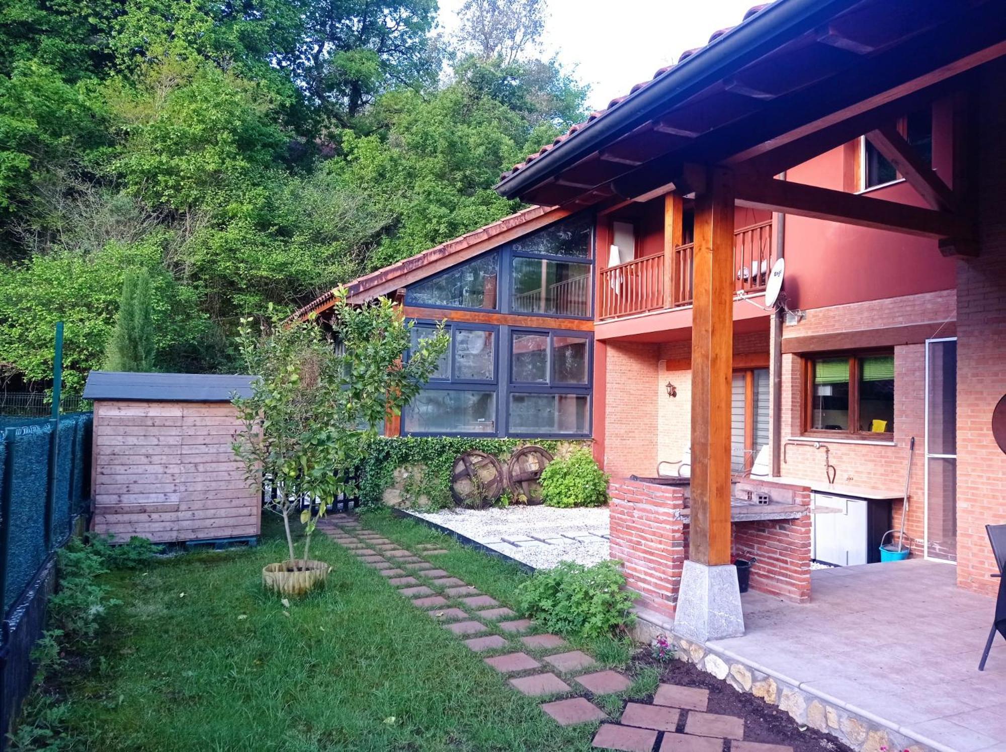 La Casa Malvarrosa Ampuero Exterior foto